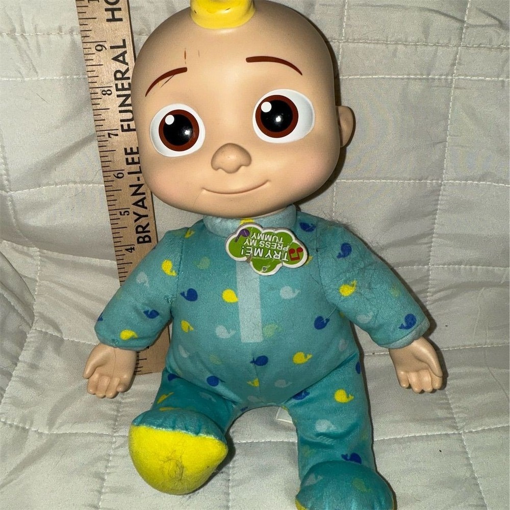 CoComelon Musical Bedtime JJ Doll Singing Plush Toy for Ages 1-3‎ toddler toy